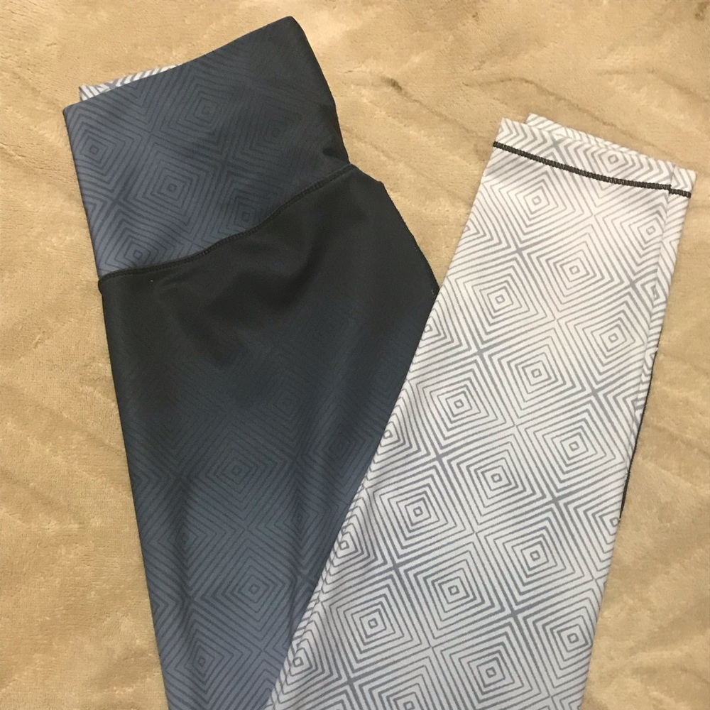Athletic leggings